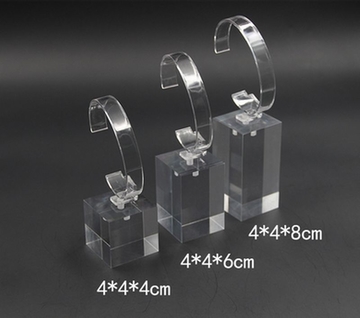 Custom Logo Watch Shop Exhibition 3pcs Luxury Clear Plastic Glossy Watch Display Stand Acrylic Watch Holder